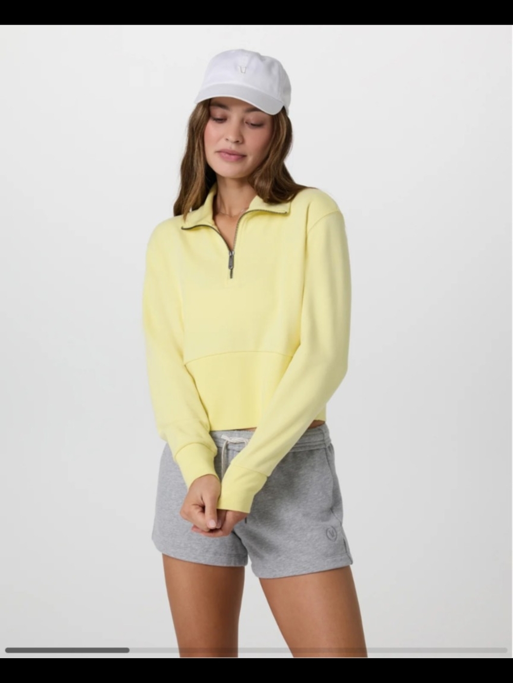 Vuori Half‑Zip Cropped Sweatshirt in Pale Yellow